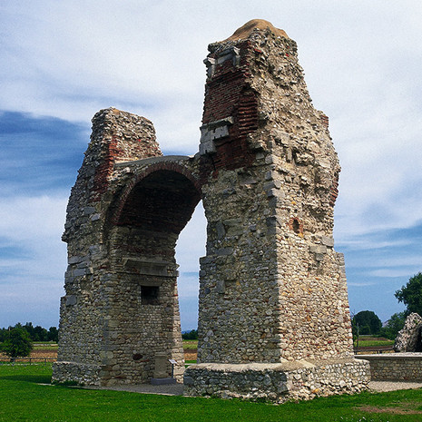 Hainburg, Donaustation 30