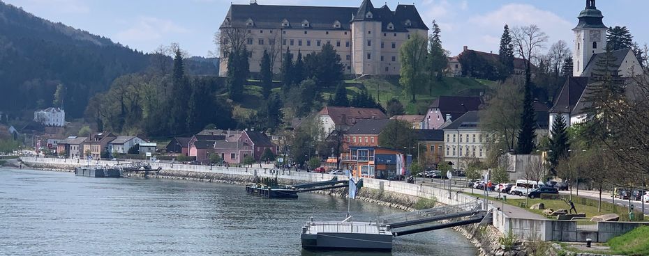 Grein, Danube station 40