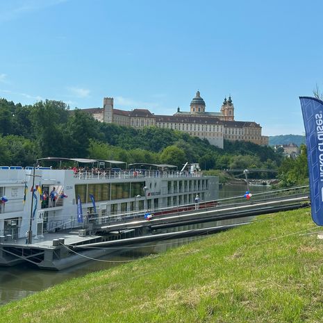 Schiffstaufe in Melk 