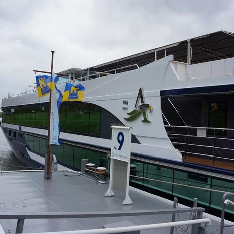 Safety workshop on board of MS Avalon Vista