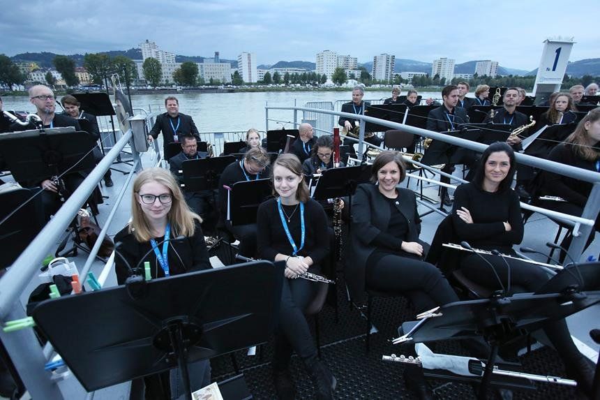 Donaustation als Bühne bei der Klangwolke Linz 2017