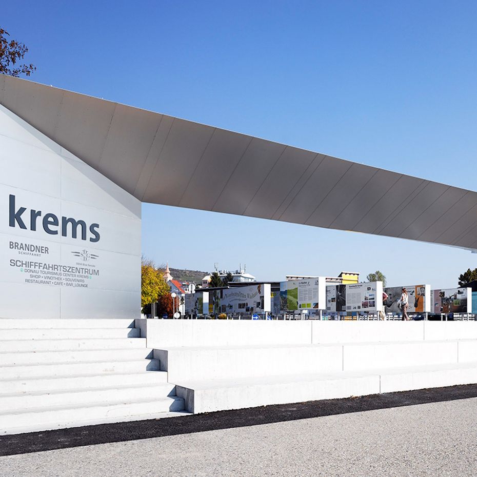 Krems, Donaustation 33