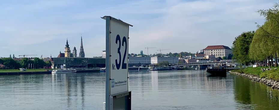 Linz, Donaustation 32